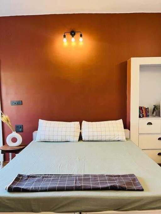 The Bougainvillea Cottage Farmstay Near Dehradun , 2 Bedroom Private Cottage Next To Fields And Orchards With Hill Views מראה חיצוני תמונה