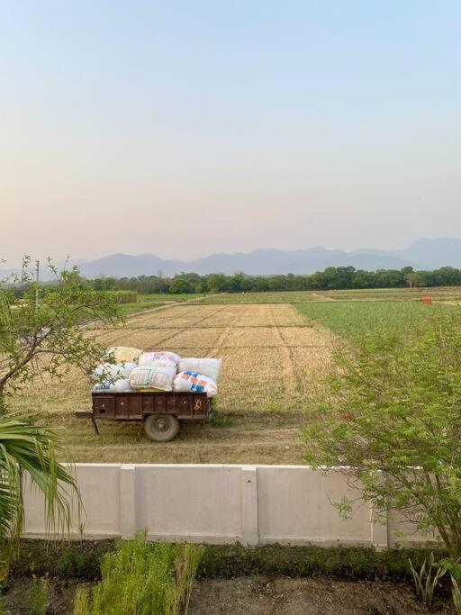 The Bougainvillea Cottage Farmstay Near Dehradun , 2 Bedroom Private Cottage Next To Fields And Orchards With Hill Views מראה חיצוני תמונה
